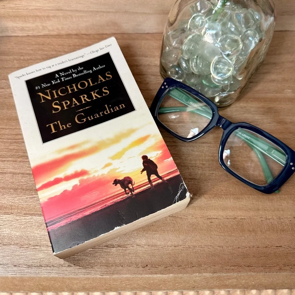 📚3 for $15 The Guardian by Nicholas Sparks |‎ Romantic Suspense Novel Paperback